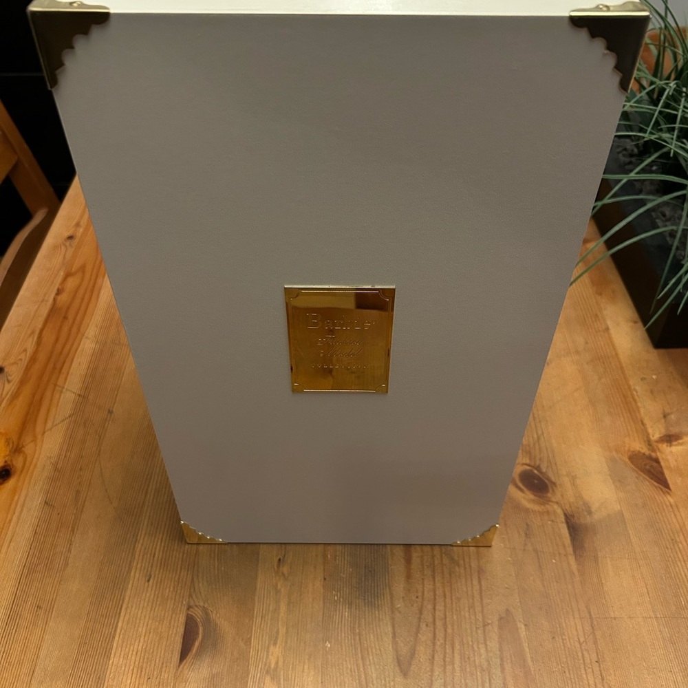 Silkstone Barbie Wardrobe Carrying Case BFMC Gold Label